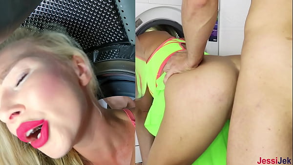 She Stuck in the Washing Machine and got Ass Fucking and Creampie JessiJek